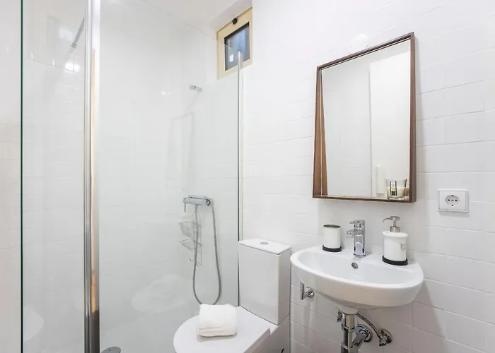 Burgaes By Lovelystay * بورتو