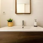 Burgaes By Lovelystay Apartment *