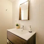 Apartment Burgaes By Lovelystay