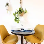 Burgaes By Lovelystay Apartment Porto