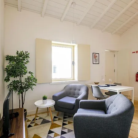 Lovelystay - Burgães