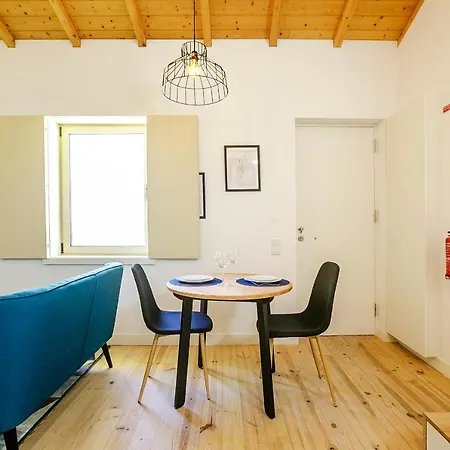 Lovelystay - Burgaes