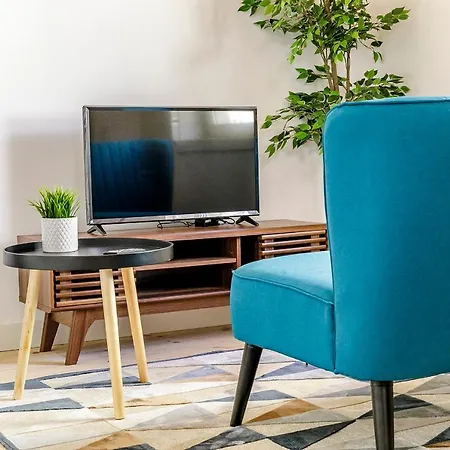 Lovelystay - Burgaes Apartment Porto