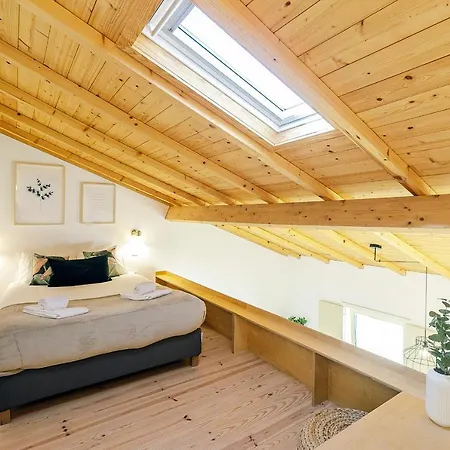 Apartment Lovelystay - Burgaes *