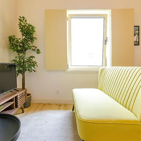 Burgaes By Lovelystay * Oporto