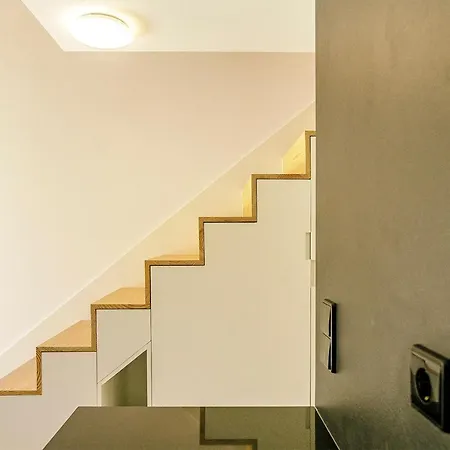Lovelystay - Burgaes Porto