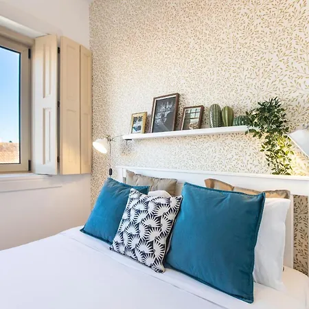 Apartment Lovelystay - Burgaes