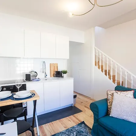 Apartment Lovelystay - Burgaes *