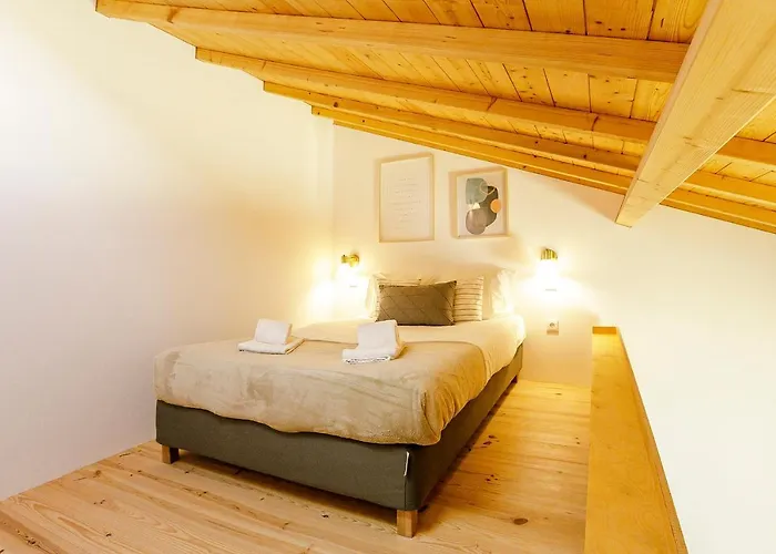 Burgaes By Lovelystay Lejlighed Porto