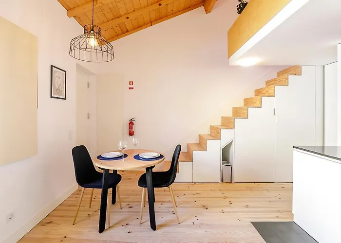 Burgaes By Lovelystay Oporto