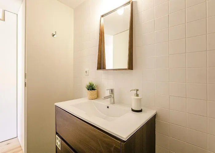 Apartamento Burgaes By Lovelystay