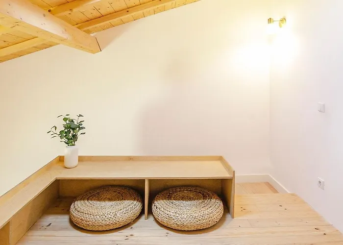 Burgaes By Lovelystay Oporto