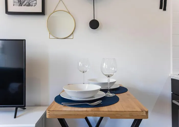 Burgaes By Lovelystay *