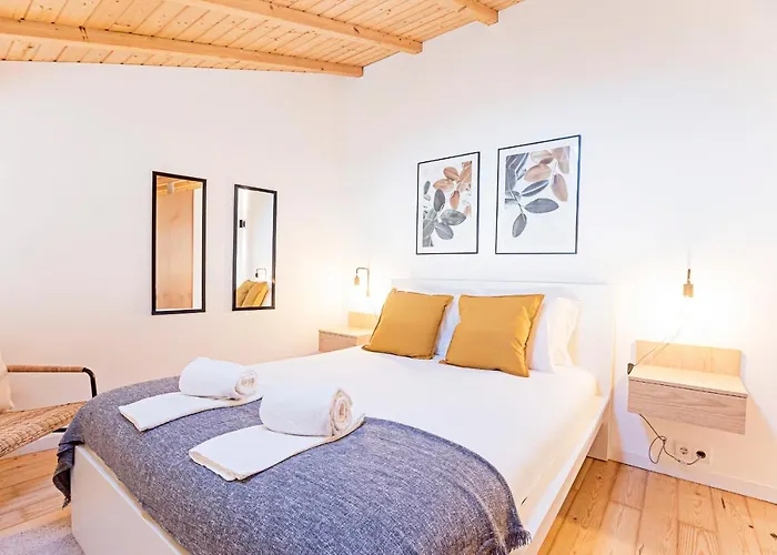 Burgaes By Lovelystay Daire Porto