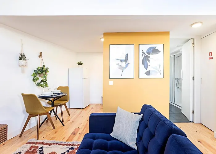 Burgaes By Lovelystay *