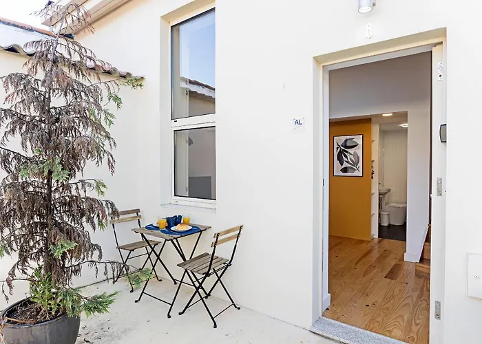 Burgaes By Lovelystay Apartamento