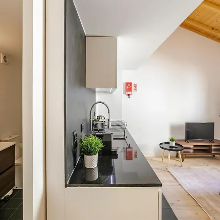 Apartman Burgaes By Lovelystay *