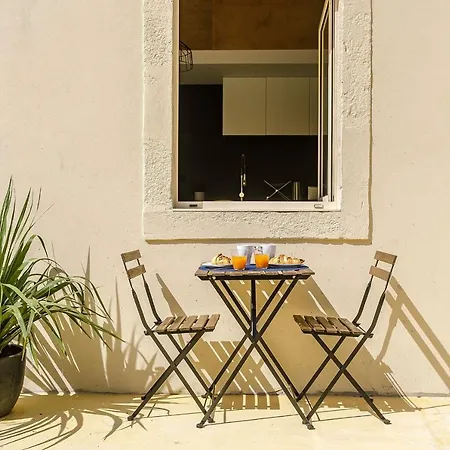 Apartman Burgaes By Lovelystay Porto