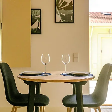 Apartman Burgaes By Lovelystay *