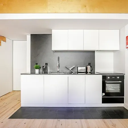 Burgaes By Lovelystay