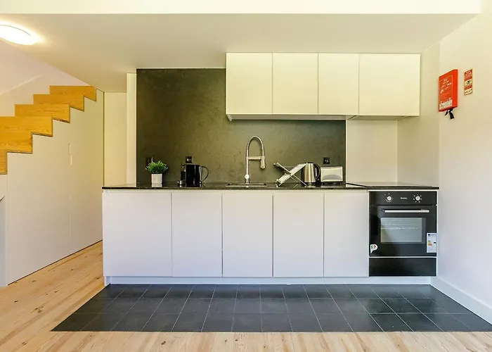 Burgaes By Lovelystay *