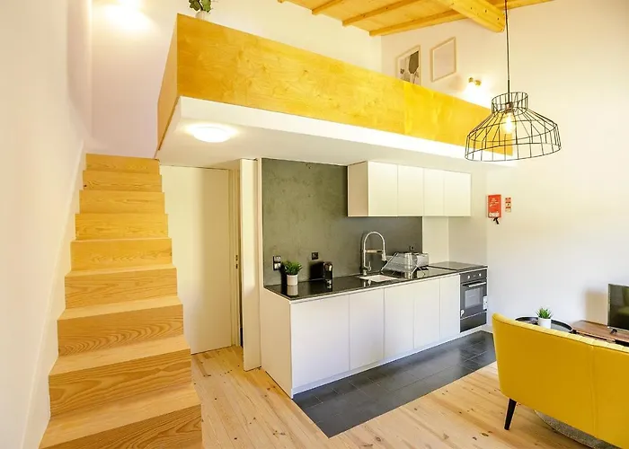 Burgaes By Lovelystay Apartman *