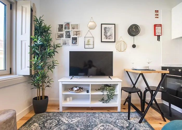 Apartman Burgaes By Lovelystay Porto