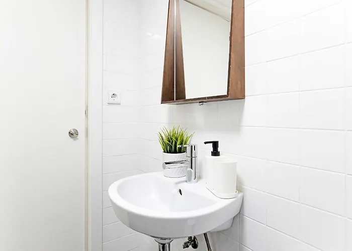 Burgaes By Lovelystay Apartman